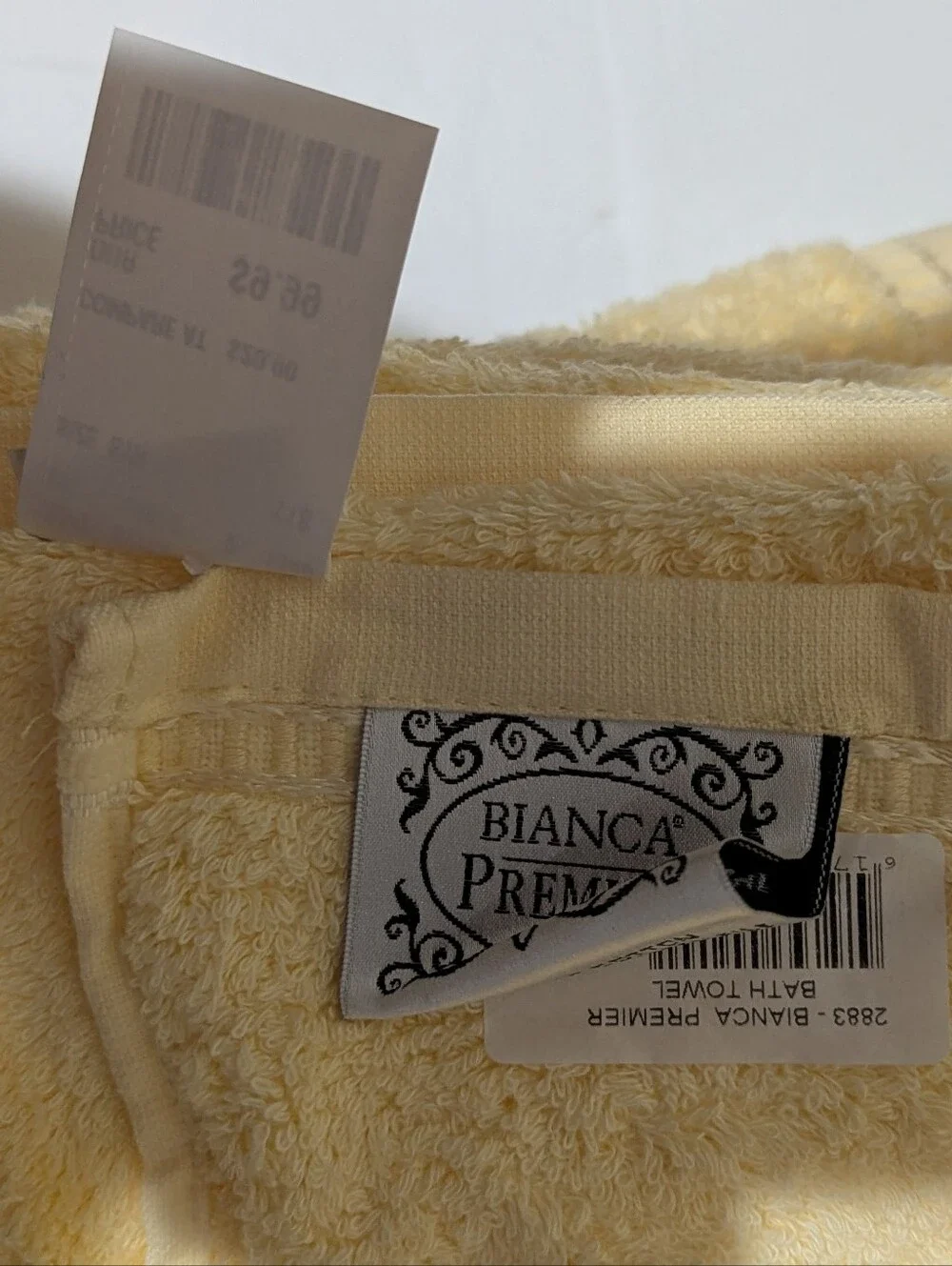 NEW Lot Of 2 Bianca Premium Very Soft Cotton Bath Towels - Light Yellow
